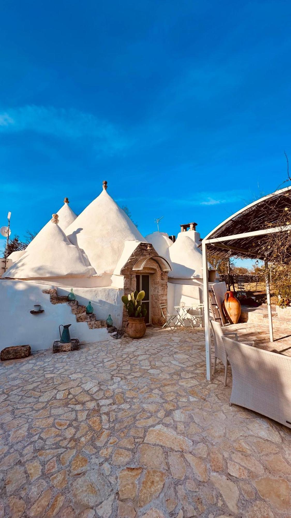Trullo Bianco Ostuni Villa Eksteriør billede